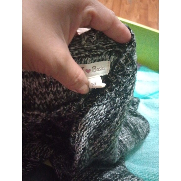 JJ Basics Black/Gray Long Sleeve Pullover Womens Sweater Size Medium - Picture 8 of 11